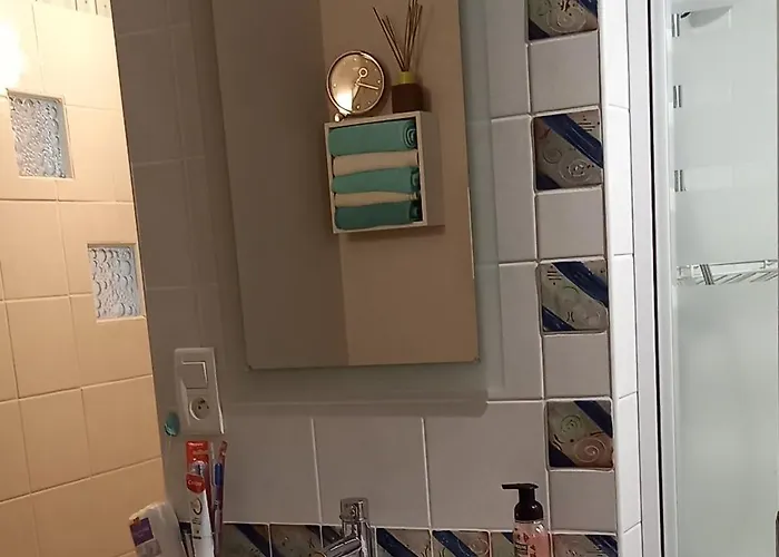 Couette-café Mon Preslot Borne De Recharge électrique Payante